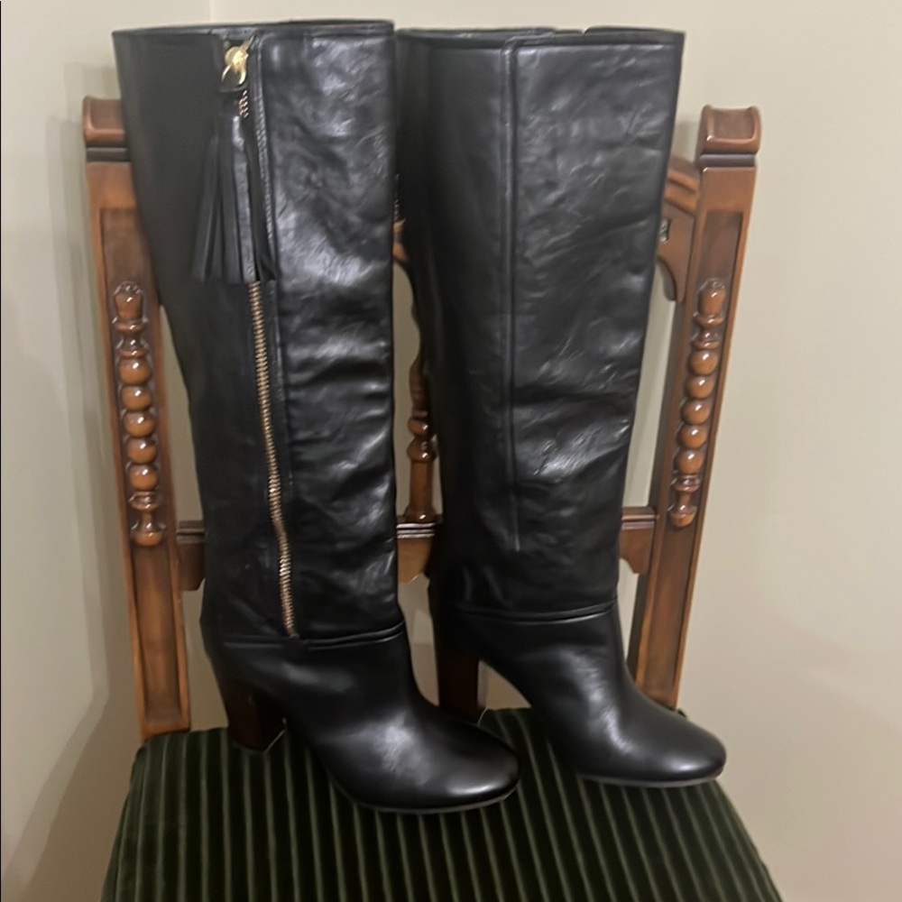 Coach Black Leather Heeled Boots with Zipper and Tassel